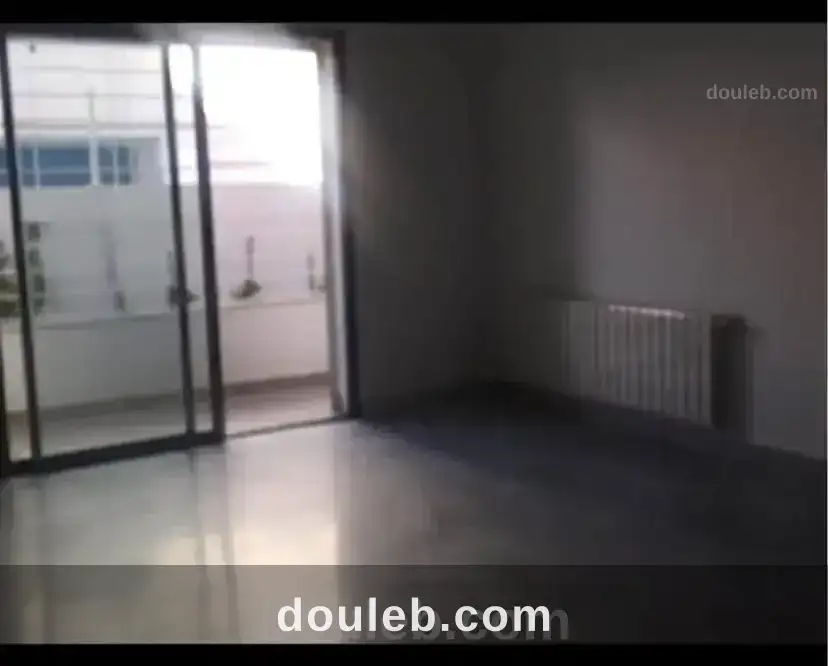 S plus 1 au reez de chausse - Miniature 2