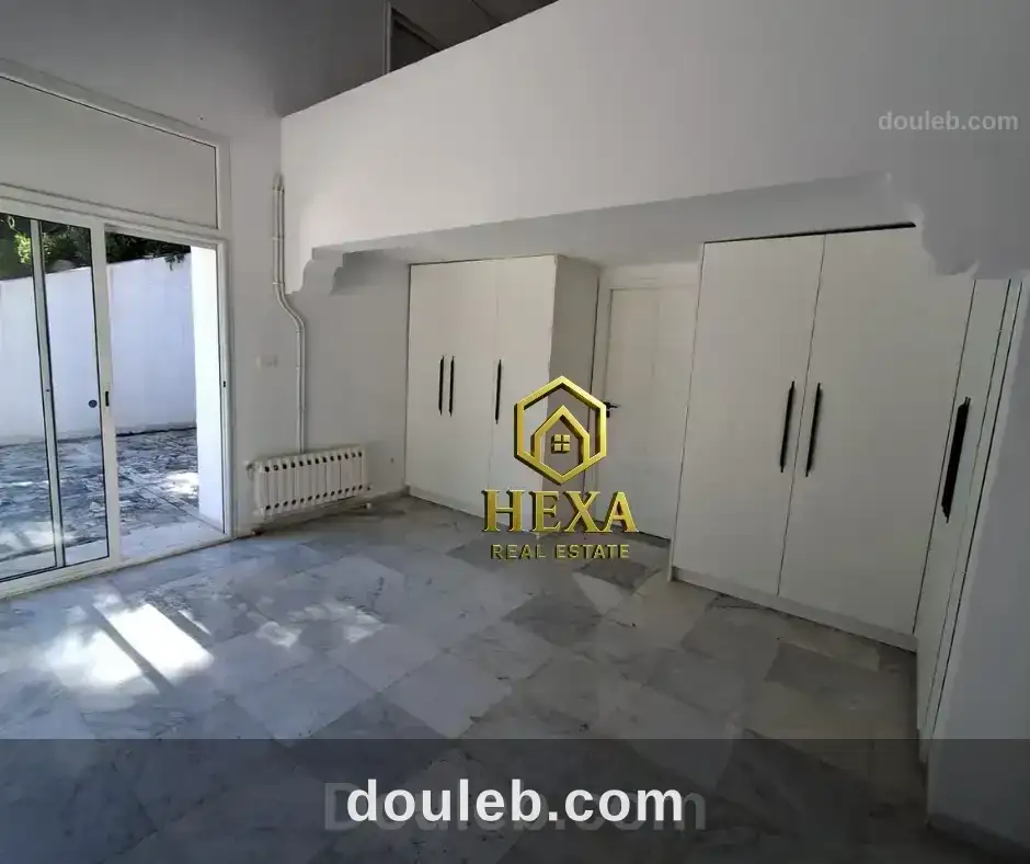 Villa s5 avec piscine et jardin a gammarth - Miniature 5