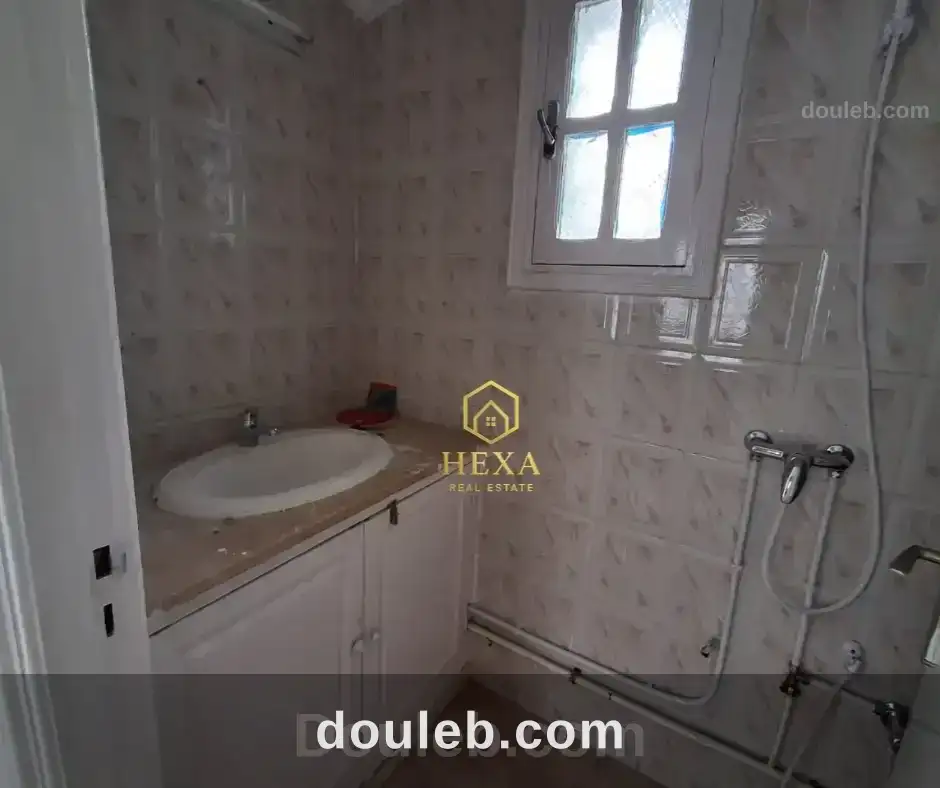 Duplex s4 avec terrasse à la marsa - Miniature 2