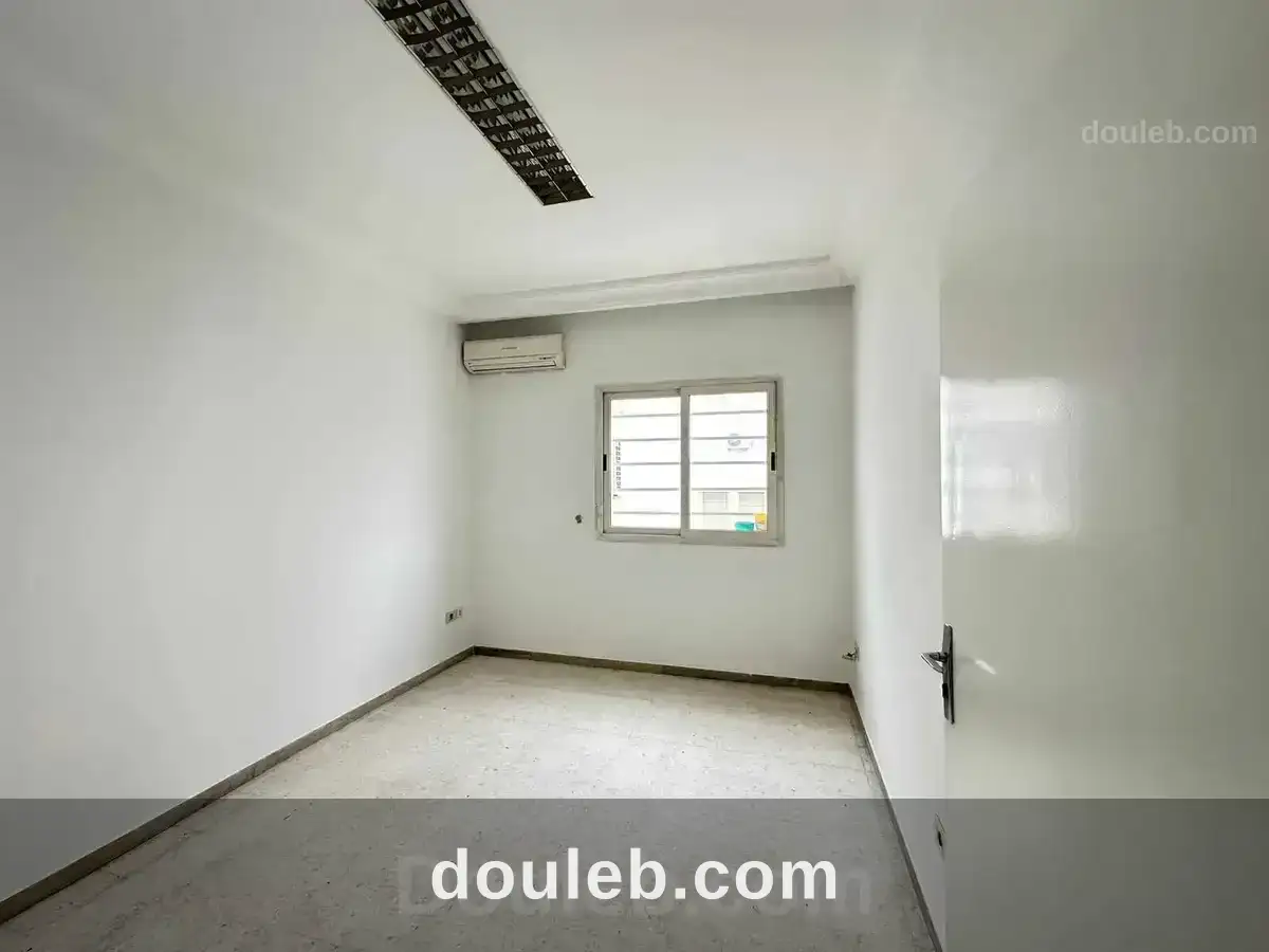 Plateau 200 m 7 pièces à el menzah 1 - Miniature 3