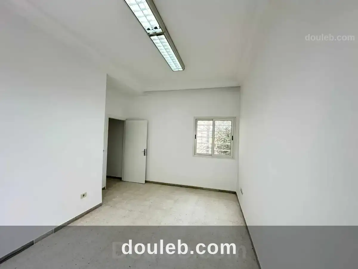 Plateau 200 m 7 pièces à el menzah 1 - Miniature 4