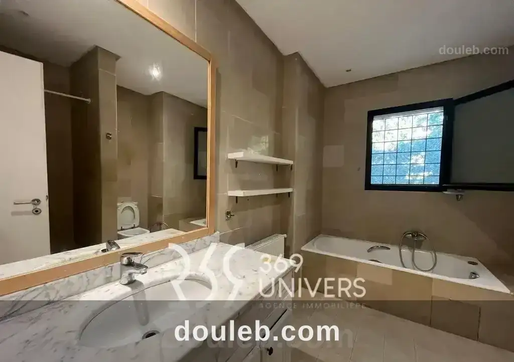 Villa avec piscine à gammarth ref rh013 - Miniature 5