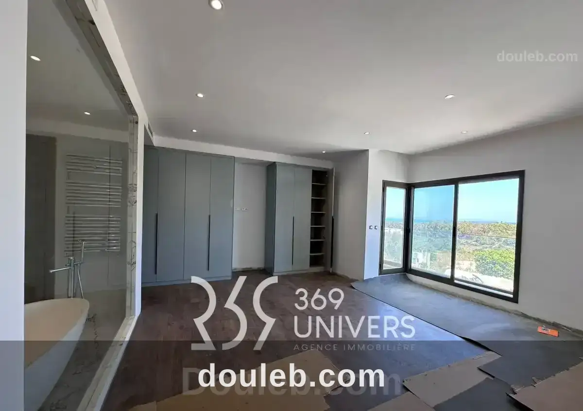 Villa jumelée avec jardin à gammarth - Miniature 2