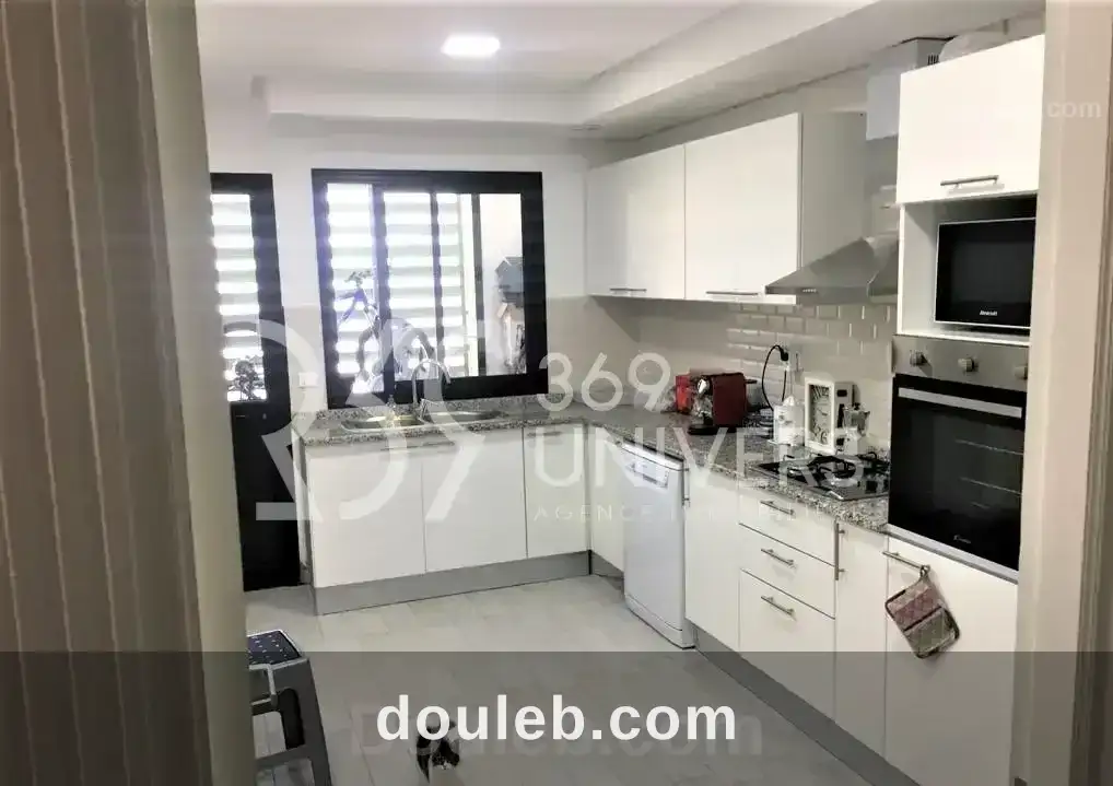 Appartement avec balcon à la marsa - Miniature 4