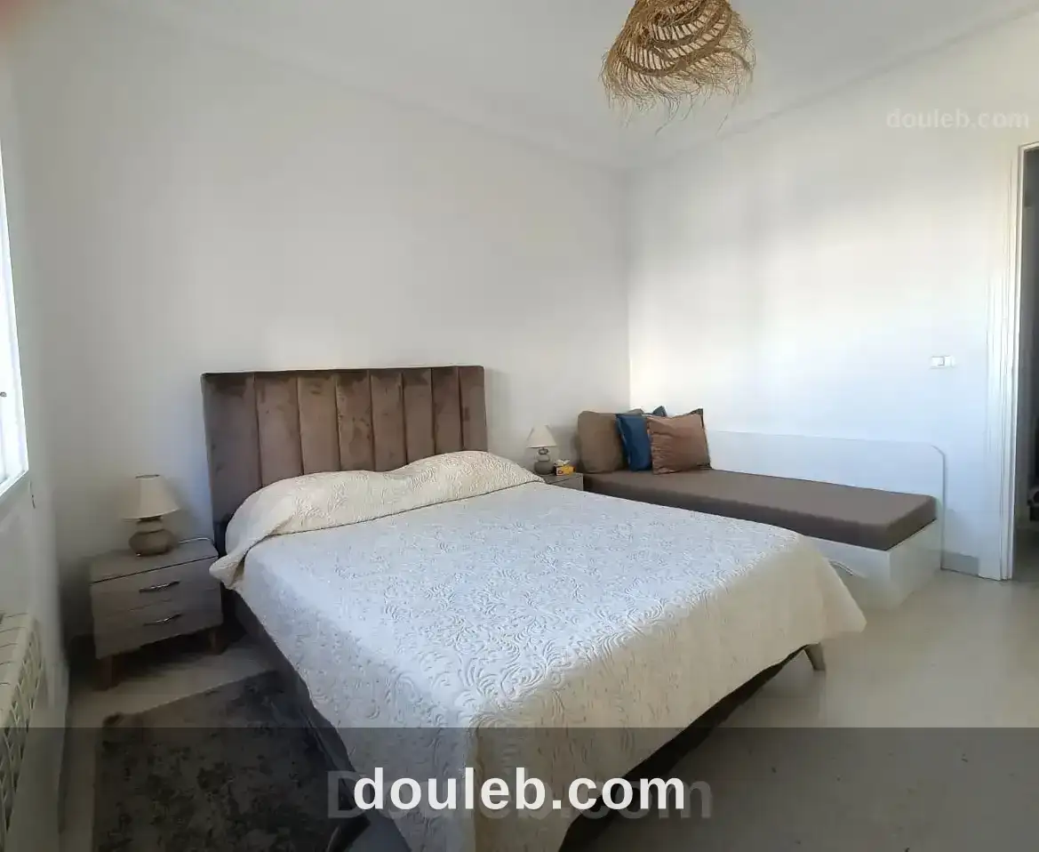 S1 meublé de 50m2 à cité les palmeraies - Miniature 2