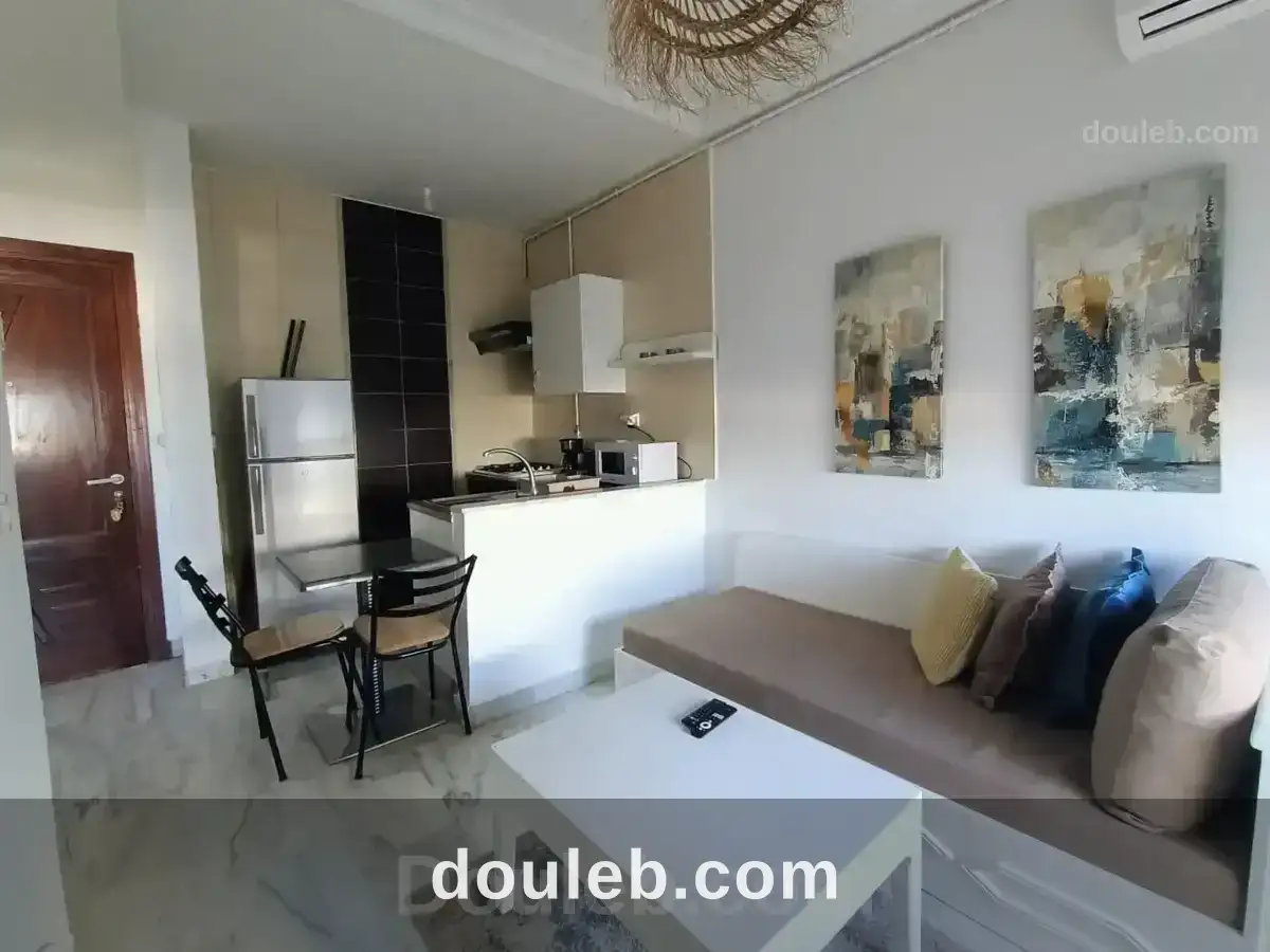 S1 meublé de 50m2 à cité les palmeraies - Miniature 3