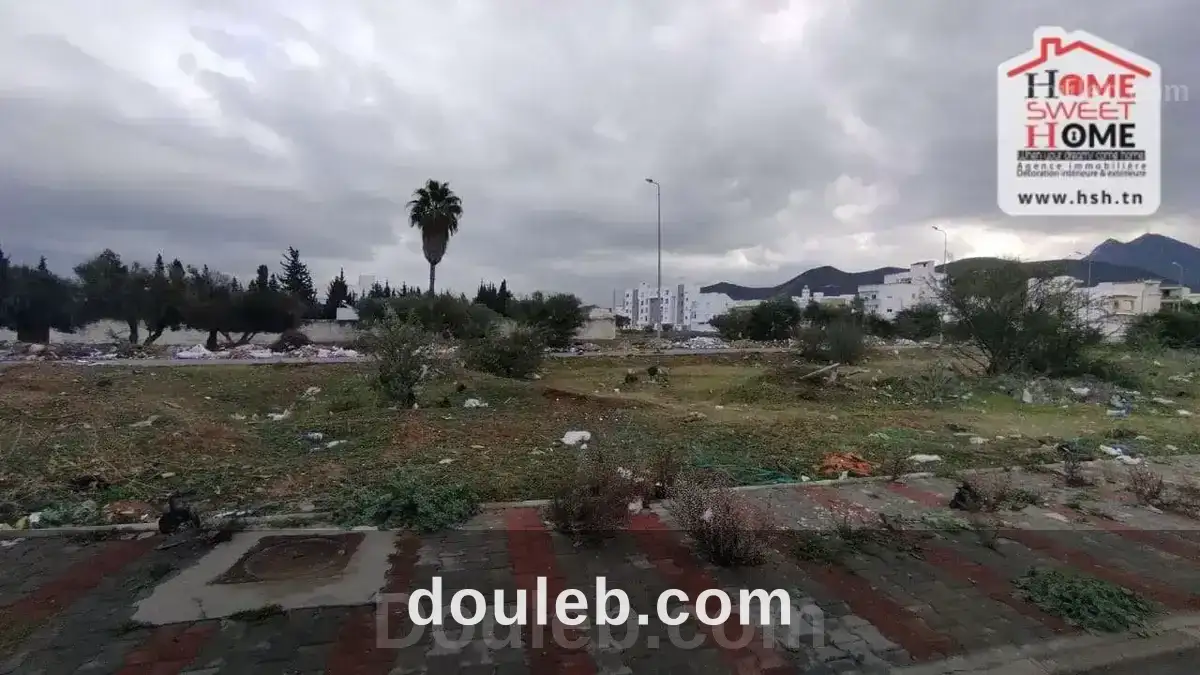 Terrain promoteur hannah àboumhal - Miniature 2