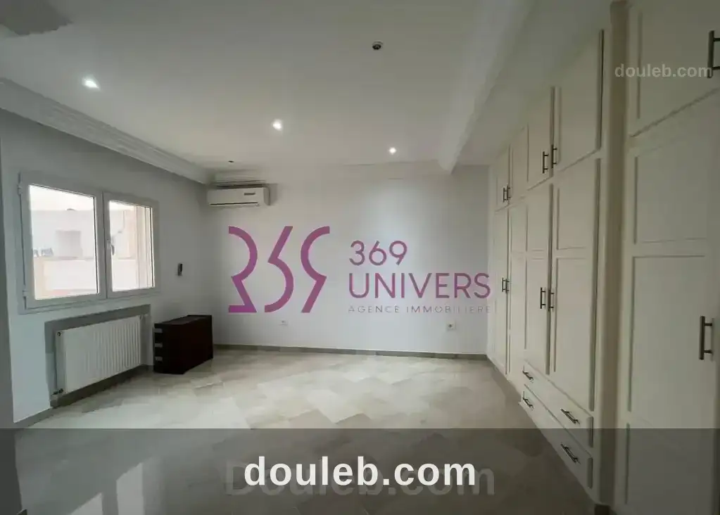 Villa s5 avec piscine a gammarth ref rh004 - Miniature 2