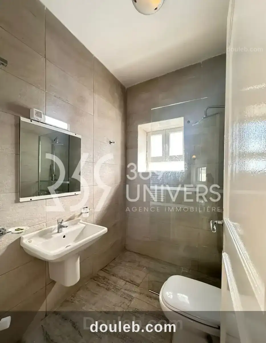 Appartement avec terrasse à la marsa ref ra115 - Miniature 4