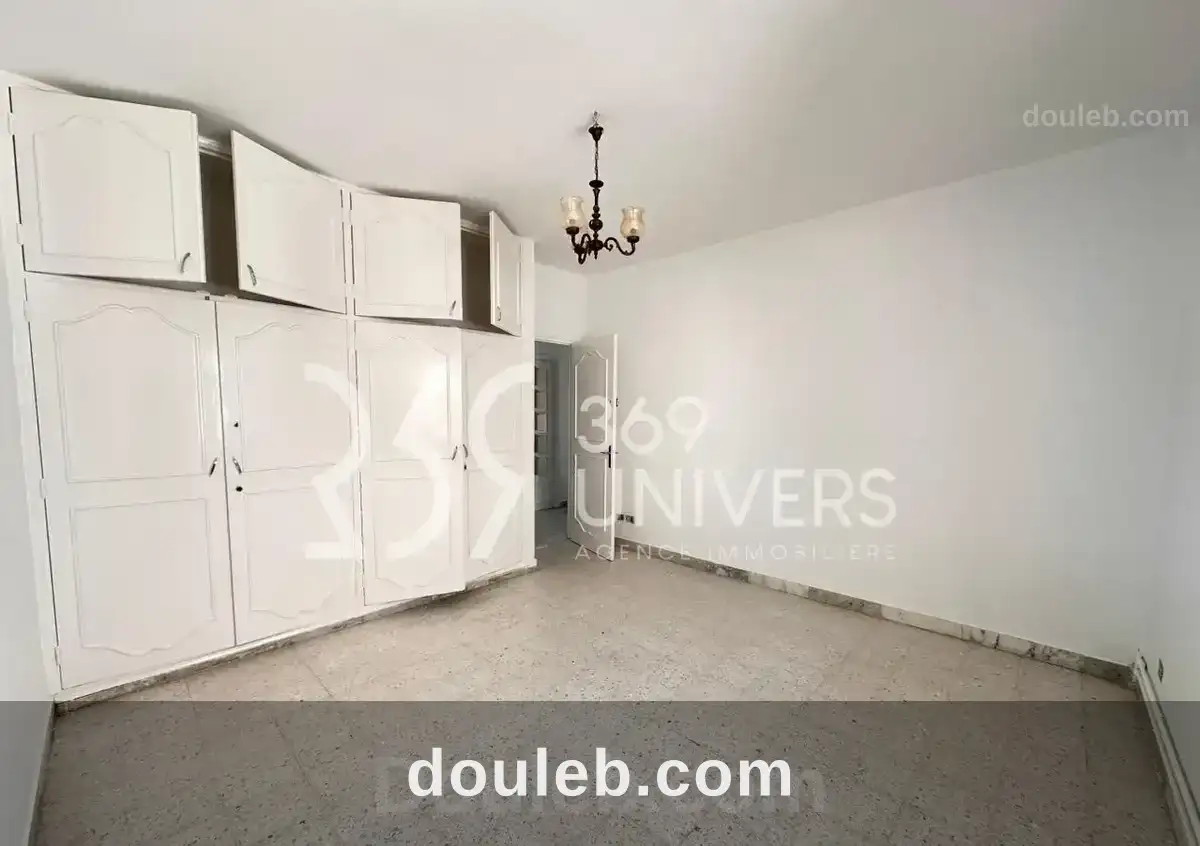 Appartement avec terrasse à la marsa ref ra115 - Miniature 5