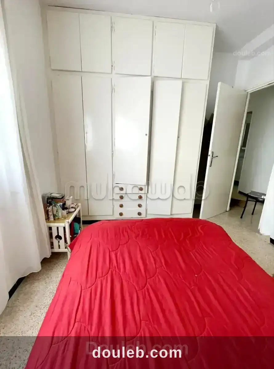 Jolie appartement semi meublée - Miniature 3