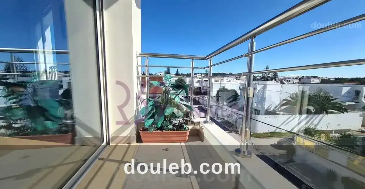 Etage avec balcon a la marsa ref ra064 - Miniature 5