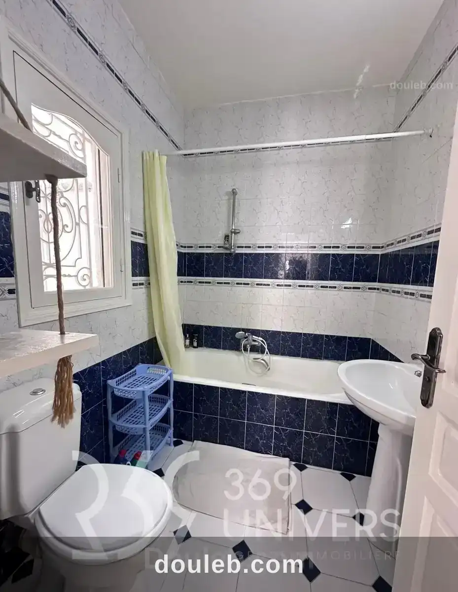 Etage avec terrasse à la marsa ref ra161 - Miniature 4