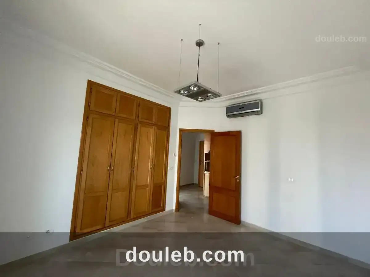 Bureau h1 au lac2 - Miniature 2