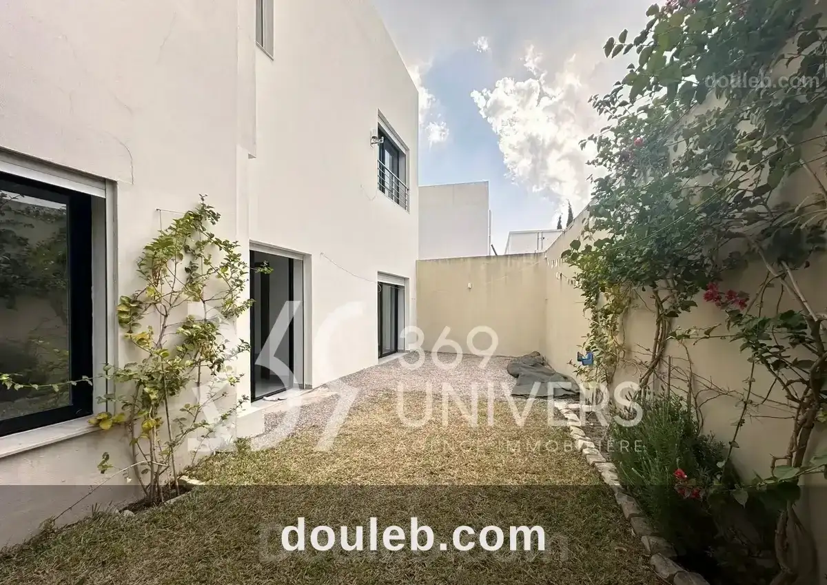 Duplex avec jardin à la marsa ref rd060 - Miniature 2