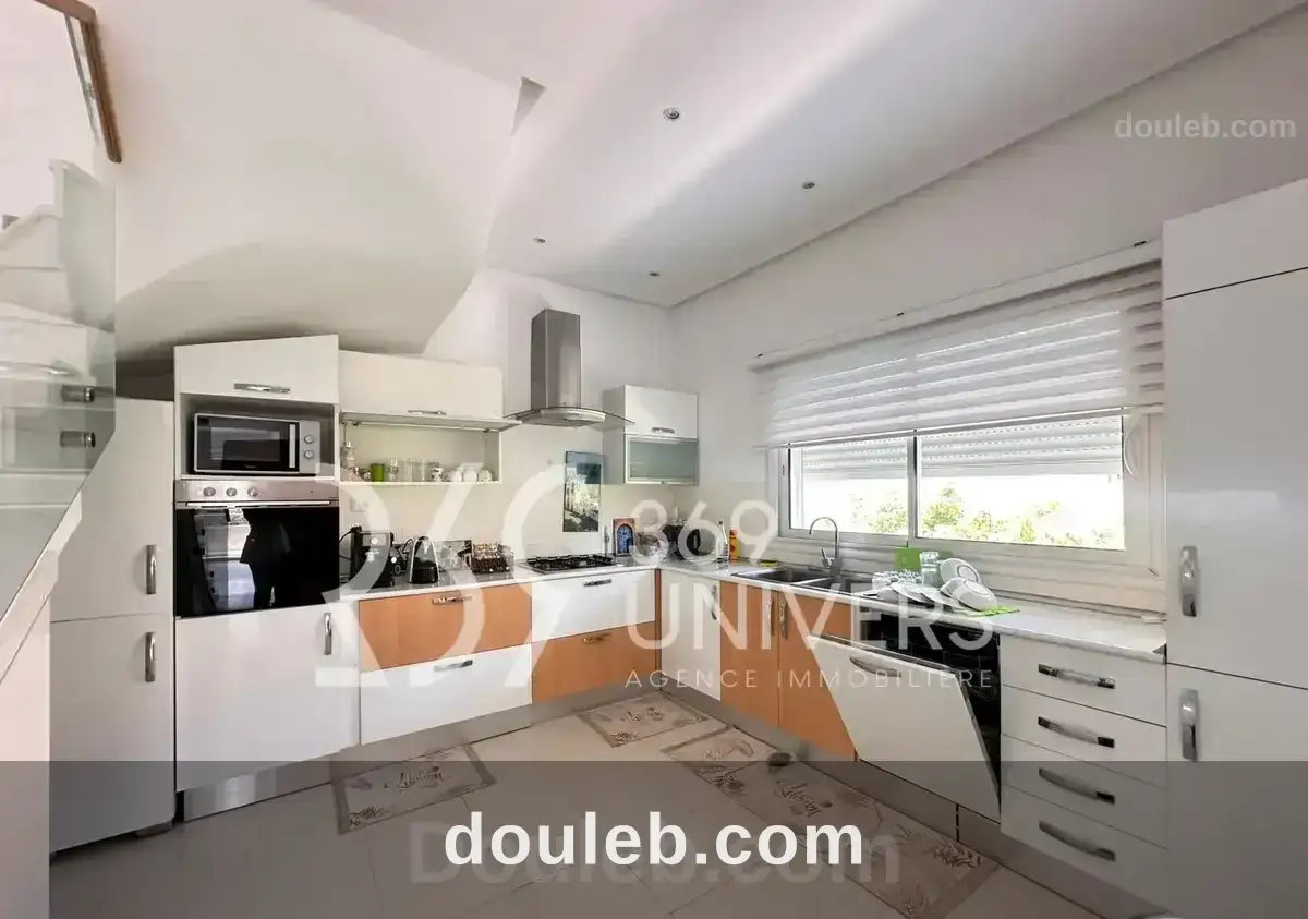 Duplex meublé avec piscine à carthage - Miniature 3