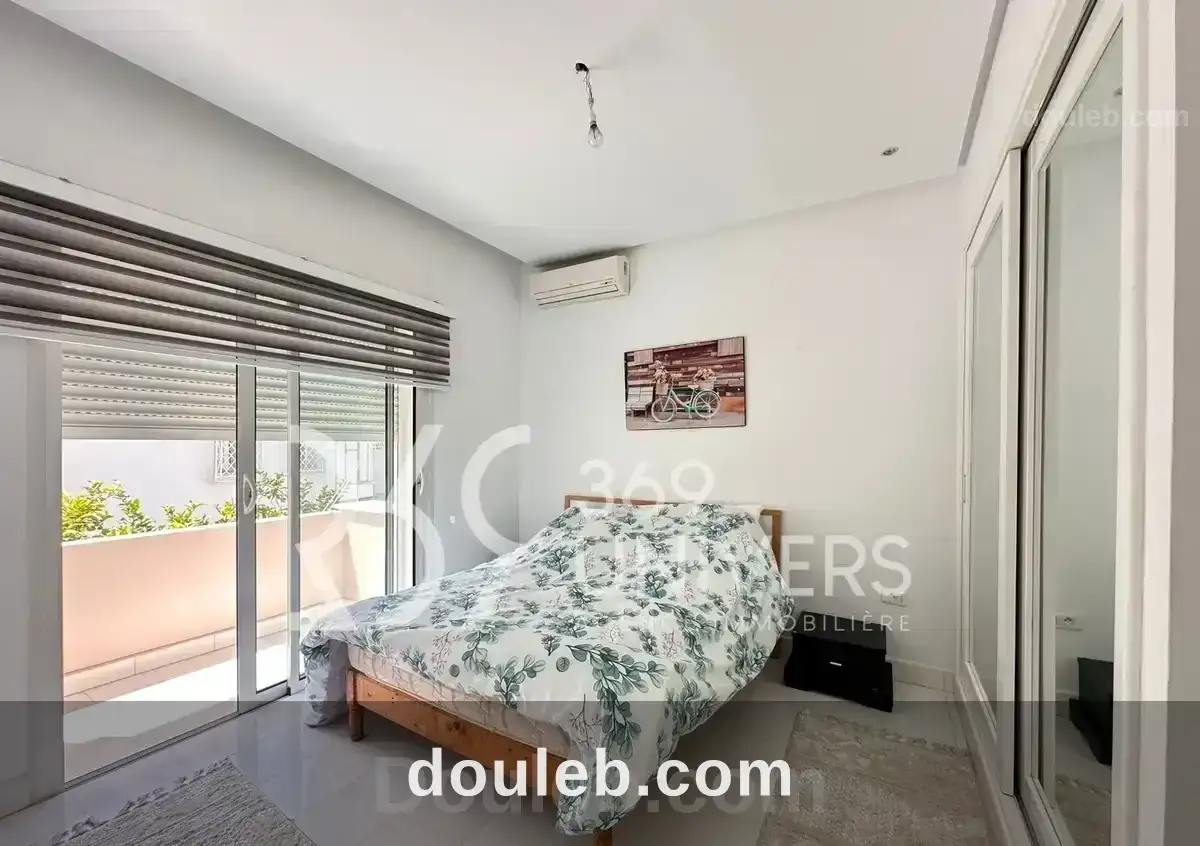 Duplex meublé avec piscine à carthage - Miniature 4