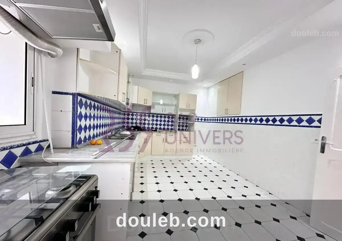 Villa avec piscine à la marsa ref rh081 - Miniature 3