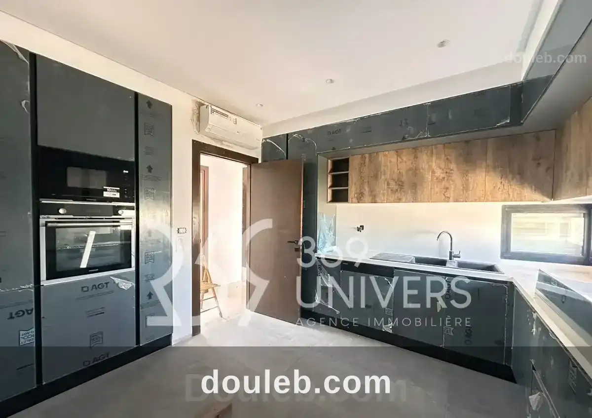 Triplex avec piscine à gammarth ref rh144 - Miniature 4