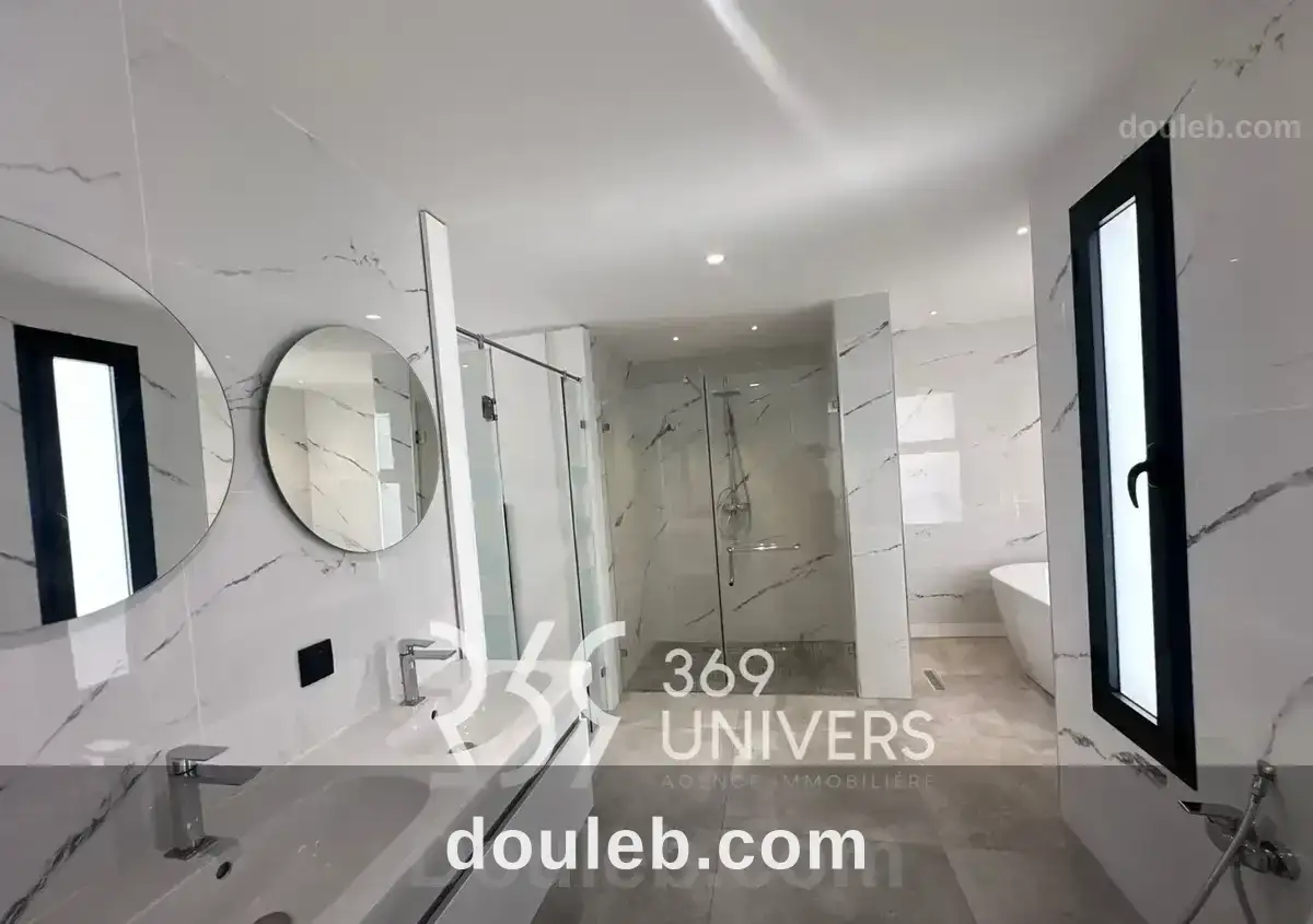 Triplex avec piscine à gammarth ref rh169 - Miniature 4