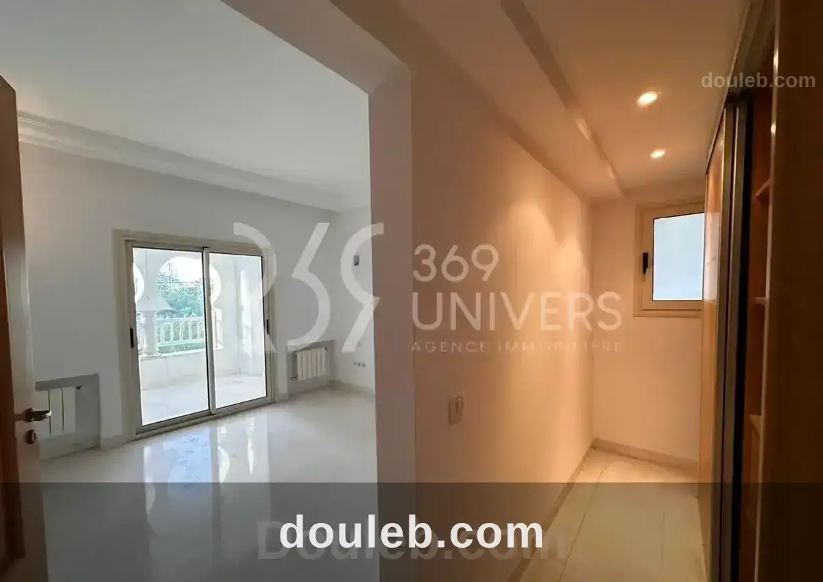 Villa avec piscine à gammarth ref rh135 - Miniature 5