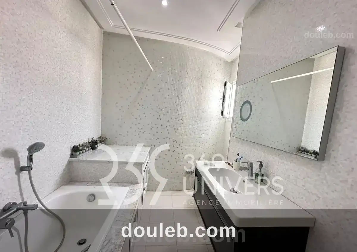 Etage avec vue sur mer à la marsa ref ra130 - Miniature 3