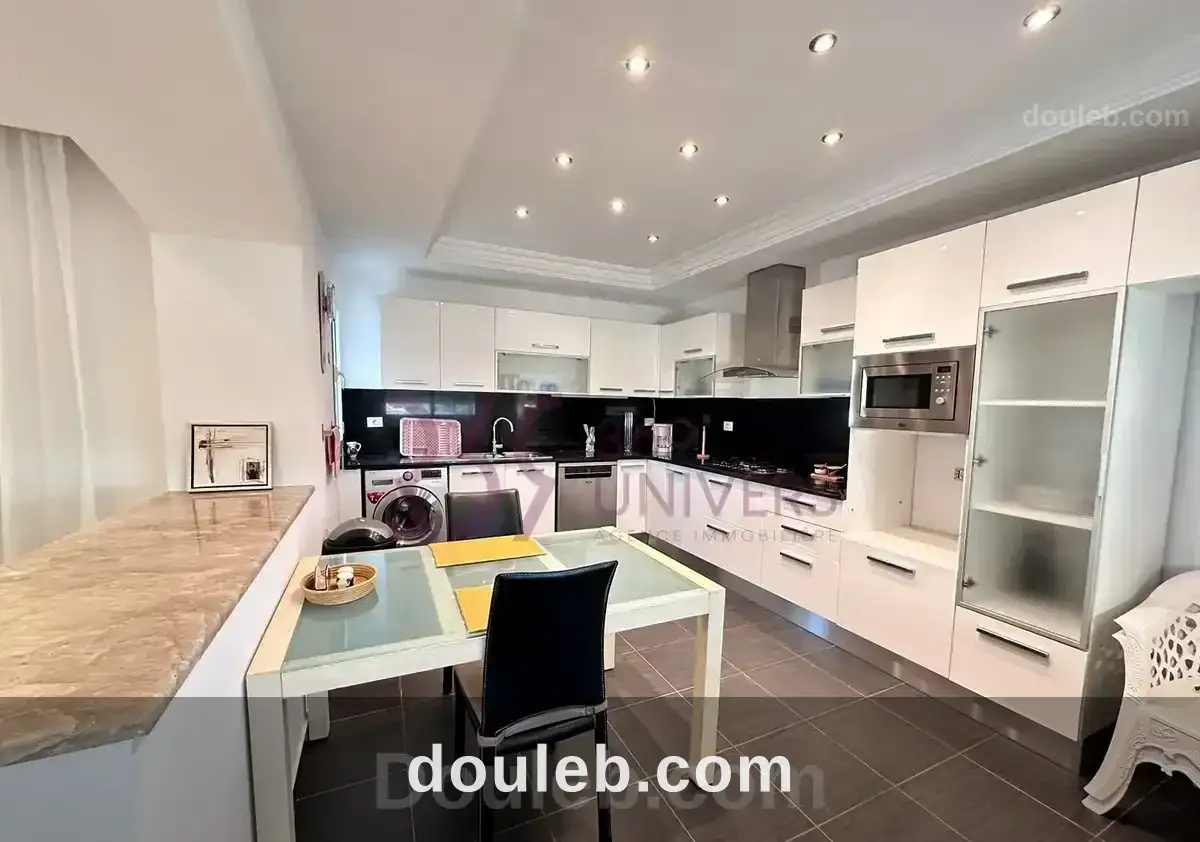 Appartement avec balcon à la marsa ref ra026 - Miniature 3