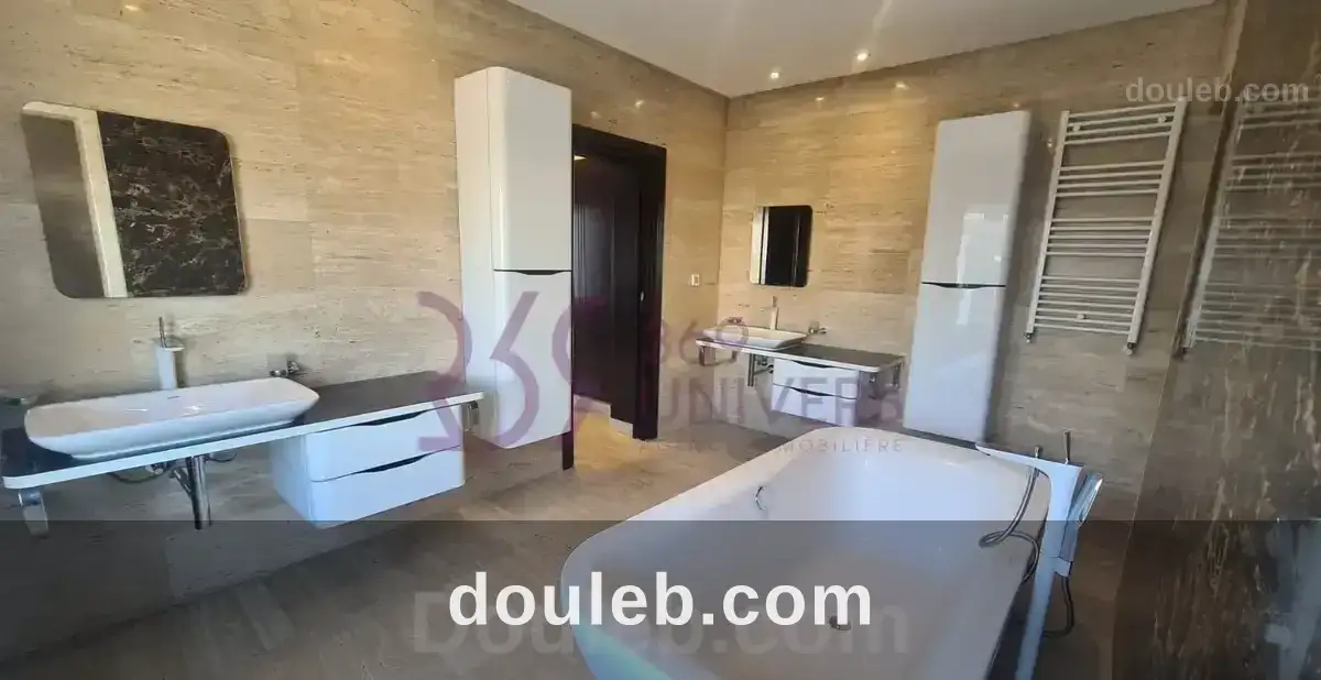 Penthouse avce piscine au lac 2 ref ra065 - Miniature 4