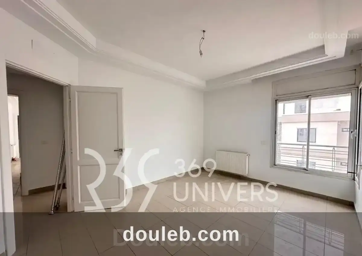 Appartement avec balcon aux jdc ref ra143 - Miniature 5