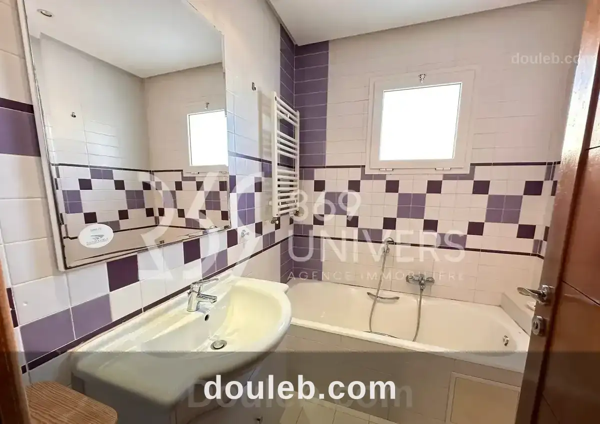 Appartement avec terrasse à la marsa ref ra097 - Miniature 4