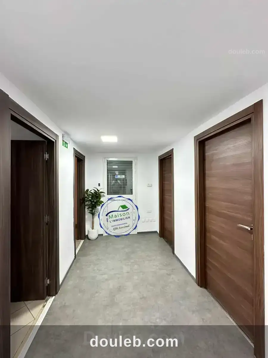 Plateau 400 m open space et 5 pièces à montplaisir - Miniature 4