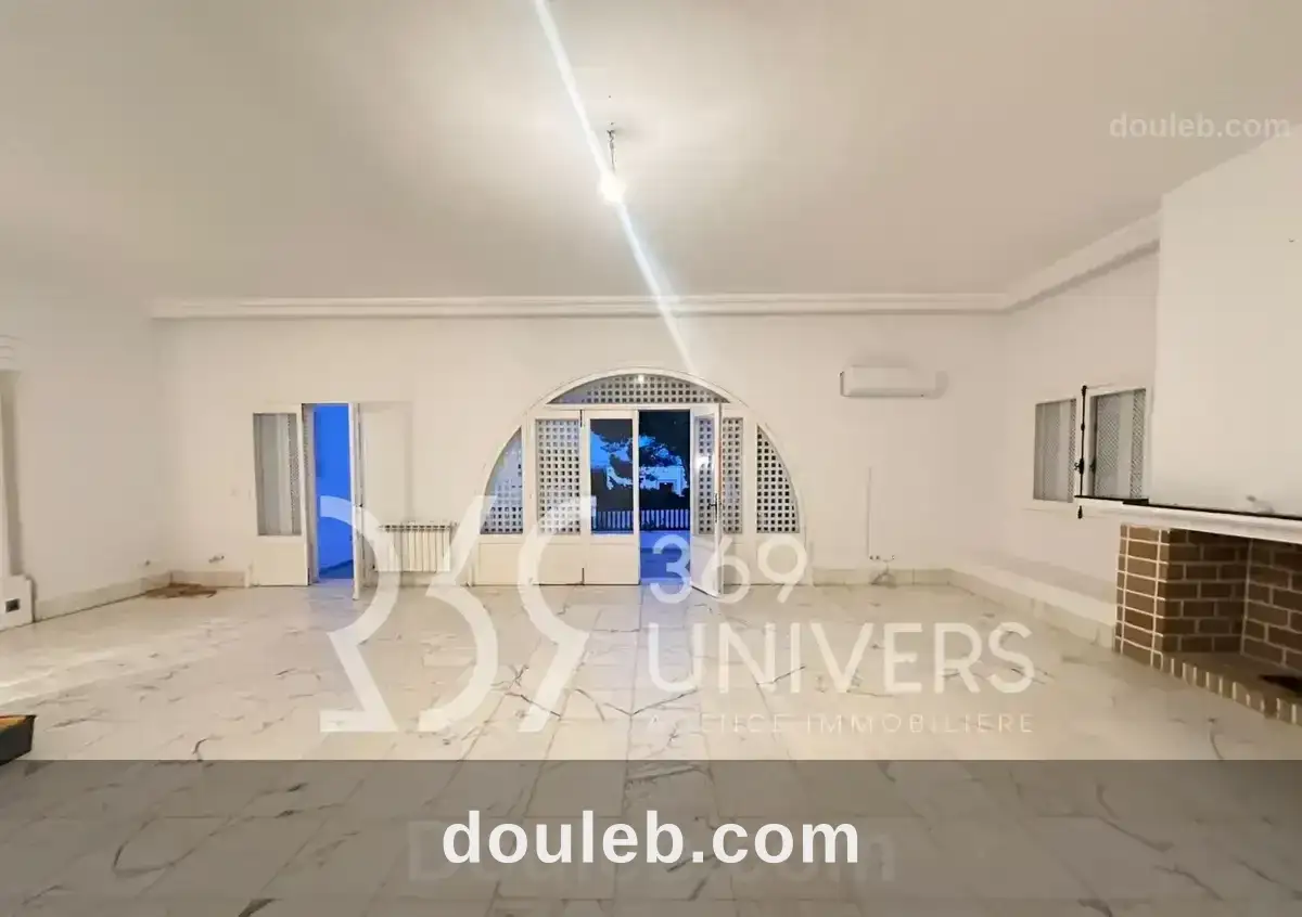 Etage de villa avec vue dégagée à gammarth - Miniature 5