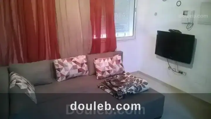 S0 meublé pour courte durée 90dt - Miniature 3