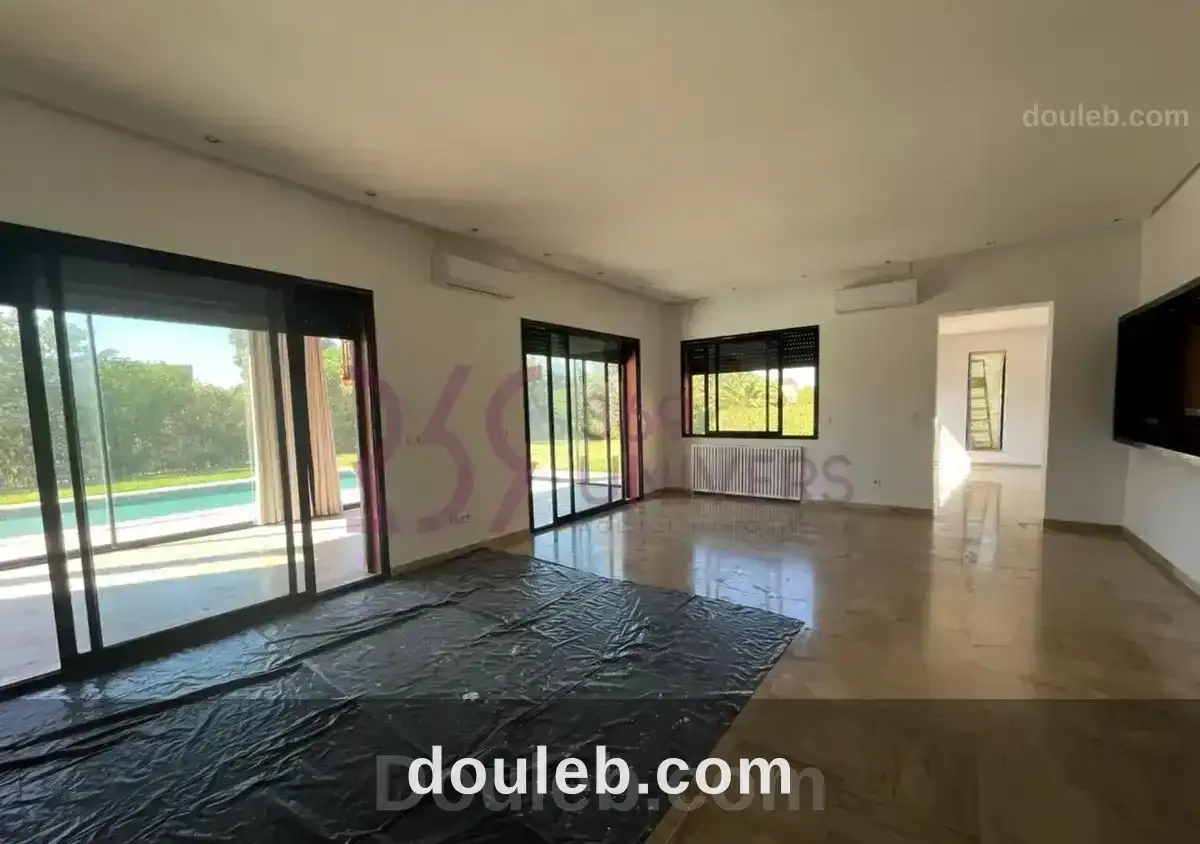 Villa avec piscine à gammarth ref rh070 - Miniature 2