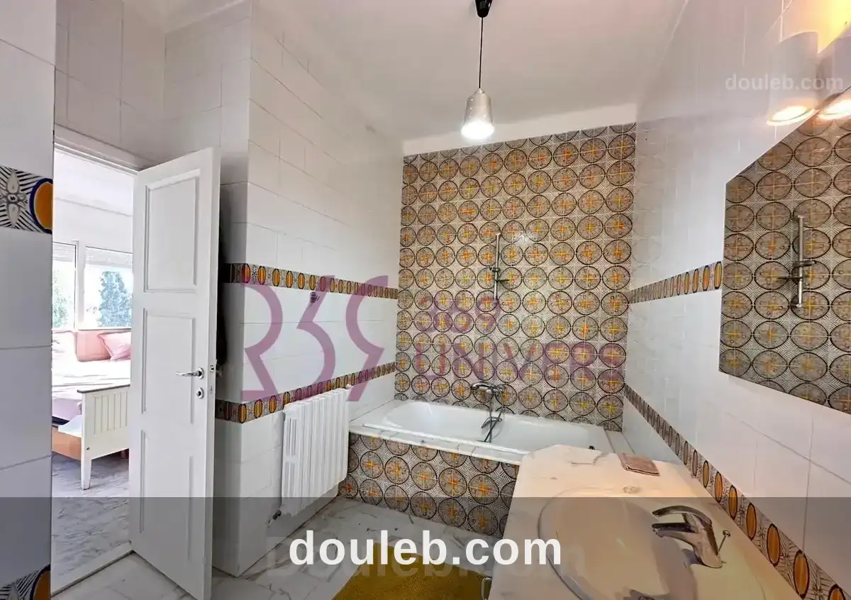 Villa avec piscine à gammarth ref rh113 - Miniature 4