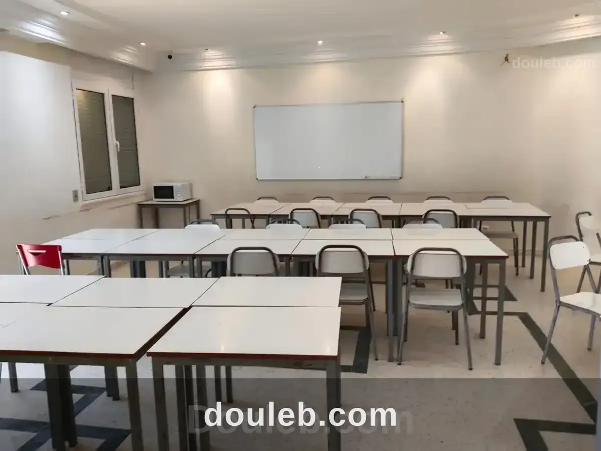 El mourouj1 vnt d'un espace multi usage - Miniature 2