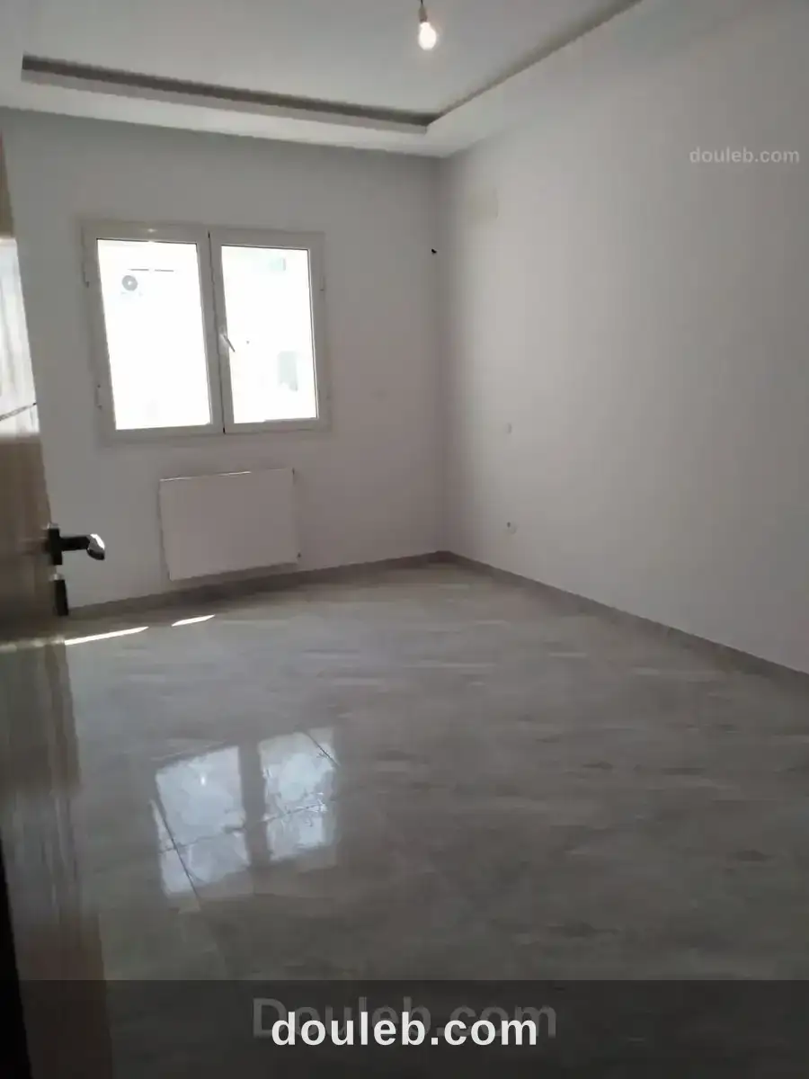 S plus un bien ensoleillé à l'aouina - Miniature 4