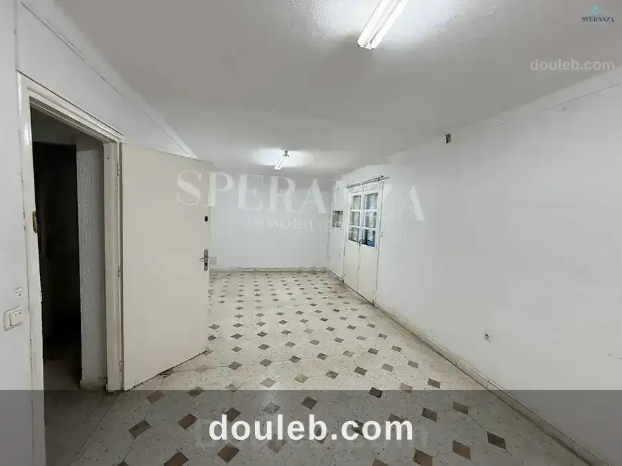 Local commercial workside - Photo 1