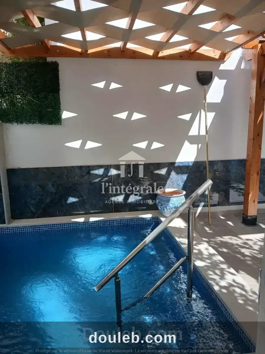 Superbe villa avec piscine à mutuelleville - Miniature 2