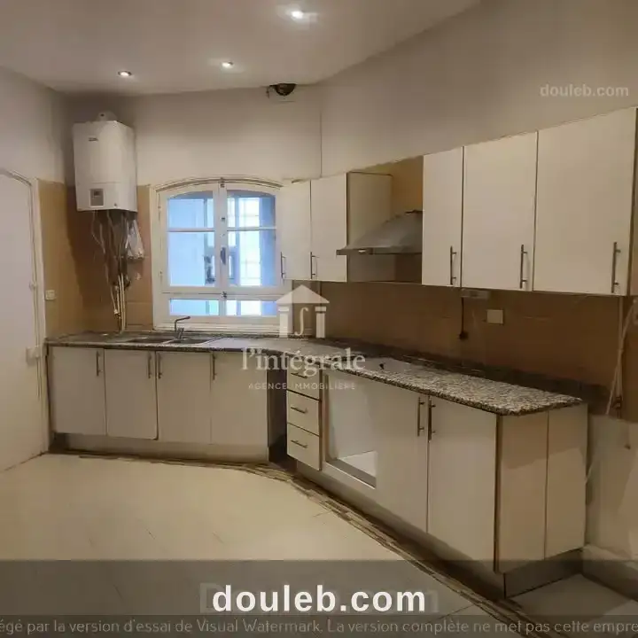 S4 réez de chaussée avec jardin - Miniature 3