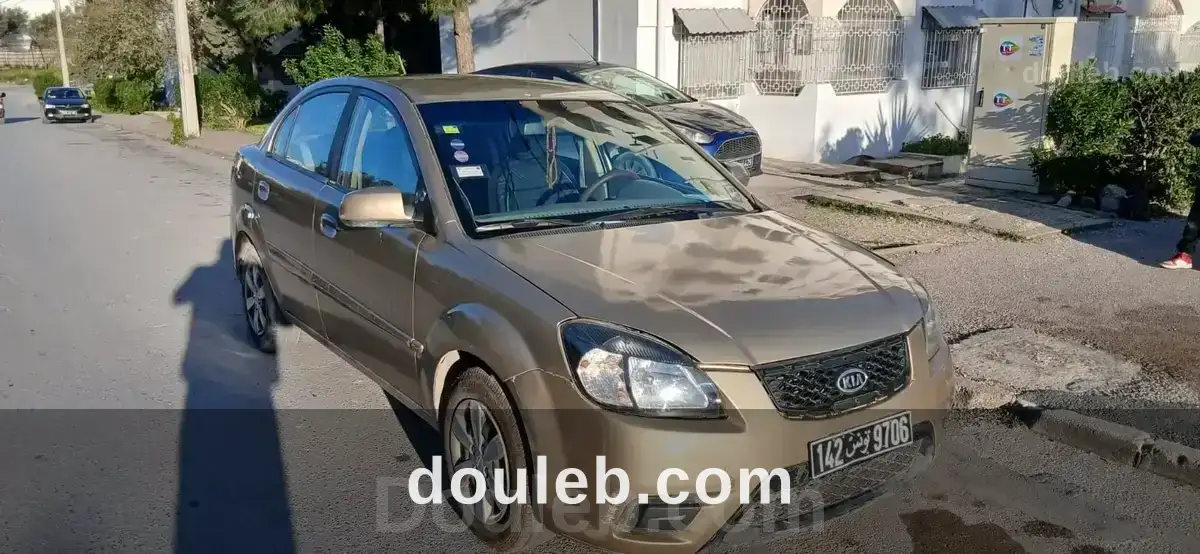Kia rio 1ere main - Miniature 2