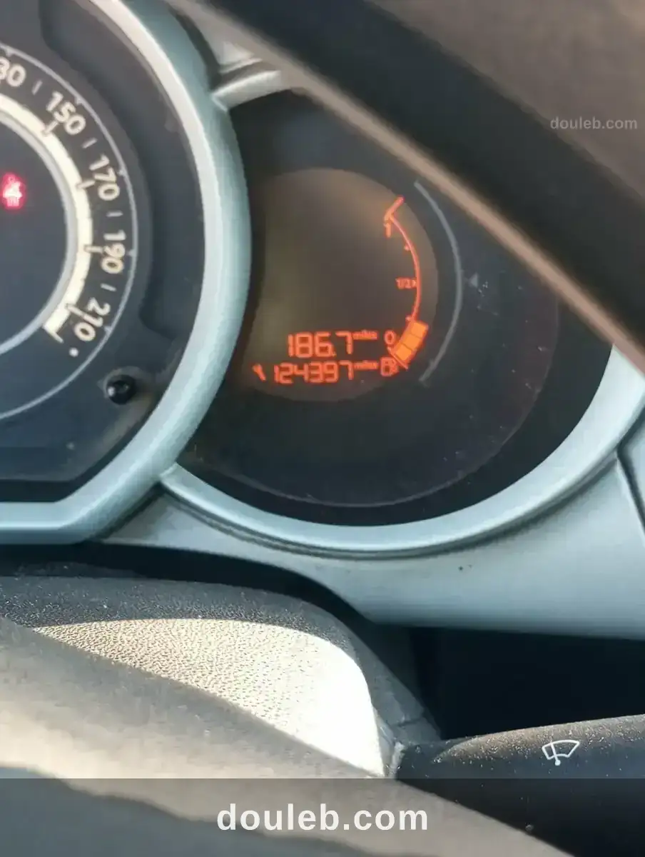 Citroen c3 2014 124000 km - Miniature 3