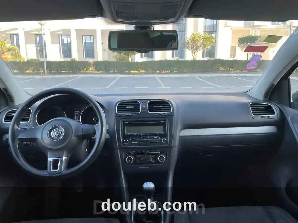 Volkswagen golf 6 essence 182000 km - Miniature 2