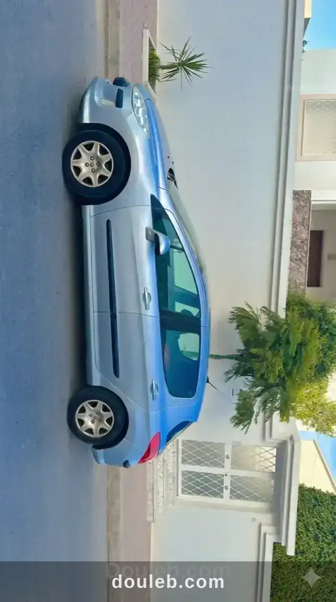 Peugeot 308 - Miniature 3