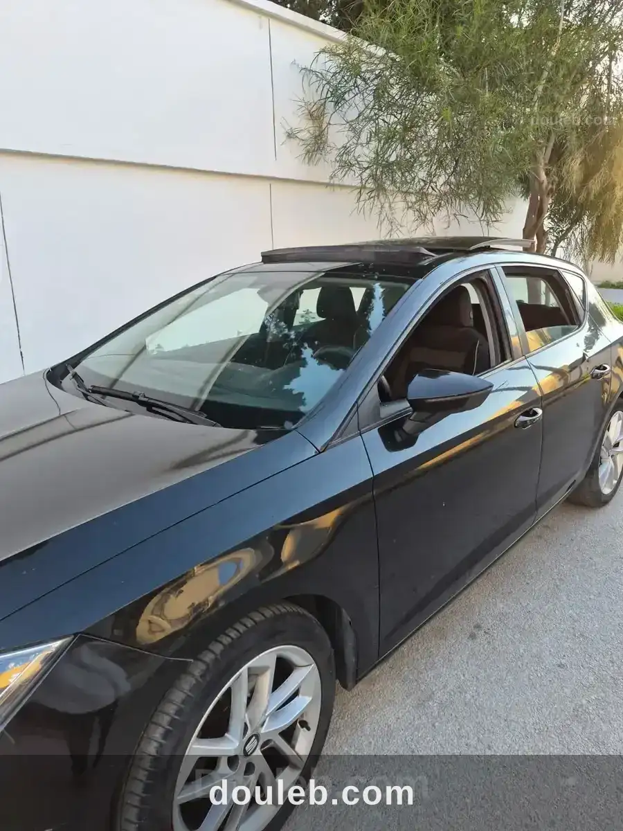 Voiture seat leon en bon état - Miniature 3