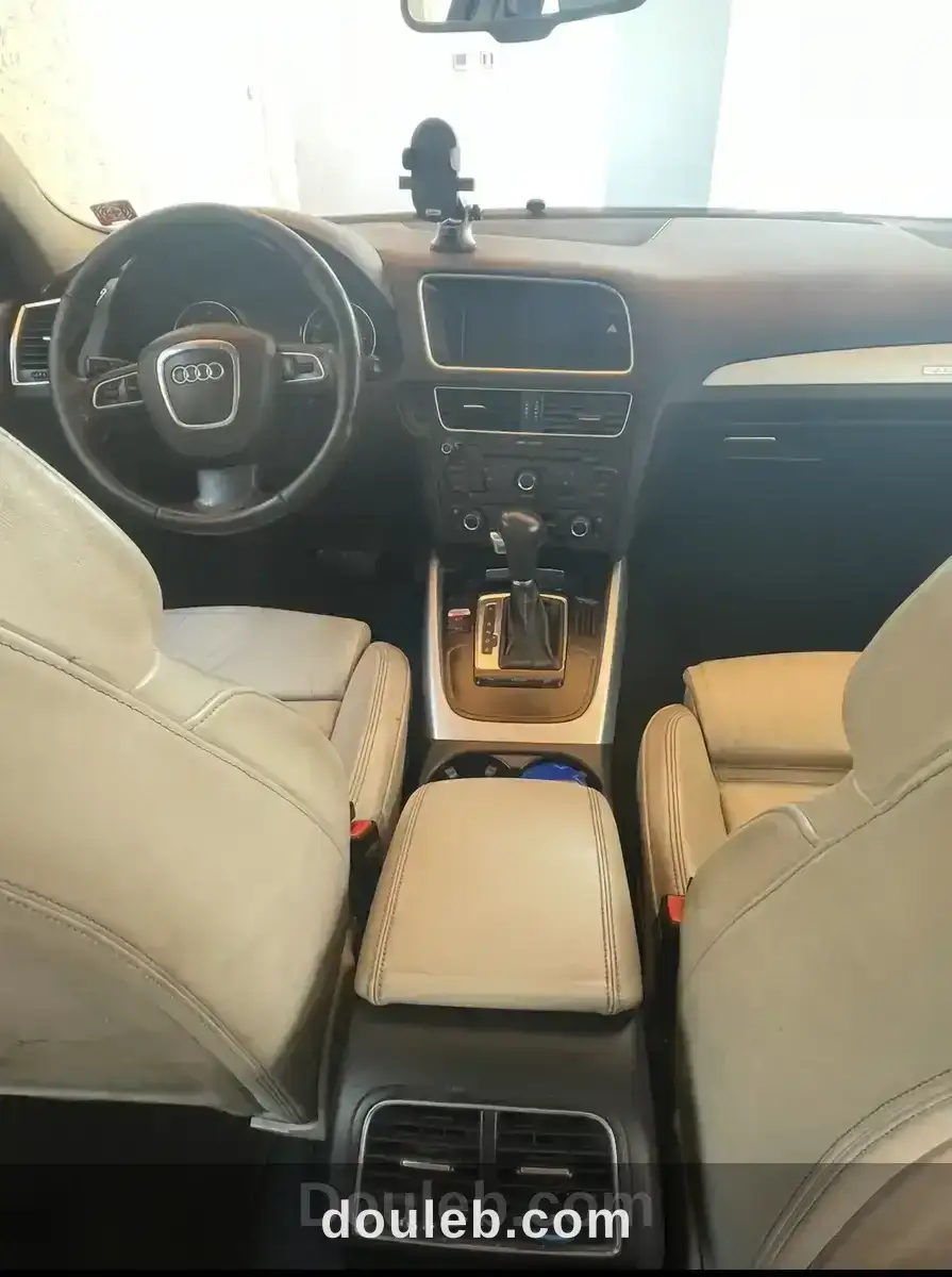 Audi q5 quattro 2l diesel 2010 boite auto - Miniature 4