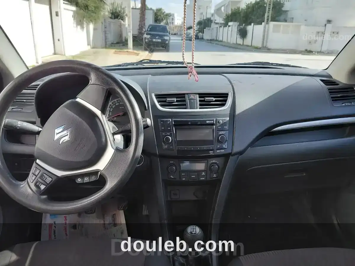 Suzuki swift - Miniature 4