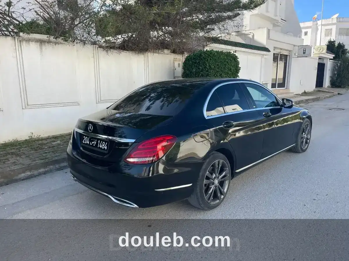 Superbe mercedes class c à Tunis