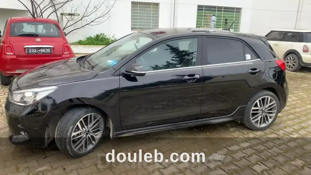 Kia rio gtline - Miniature 2