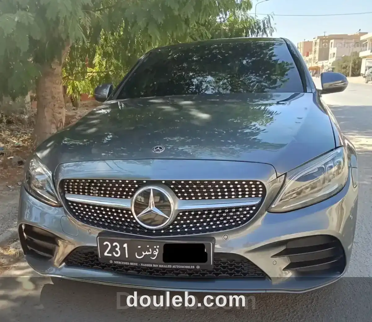 Mercedes c200 à Tunis